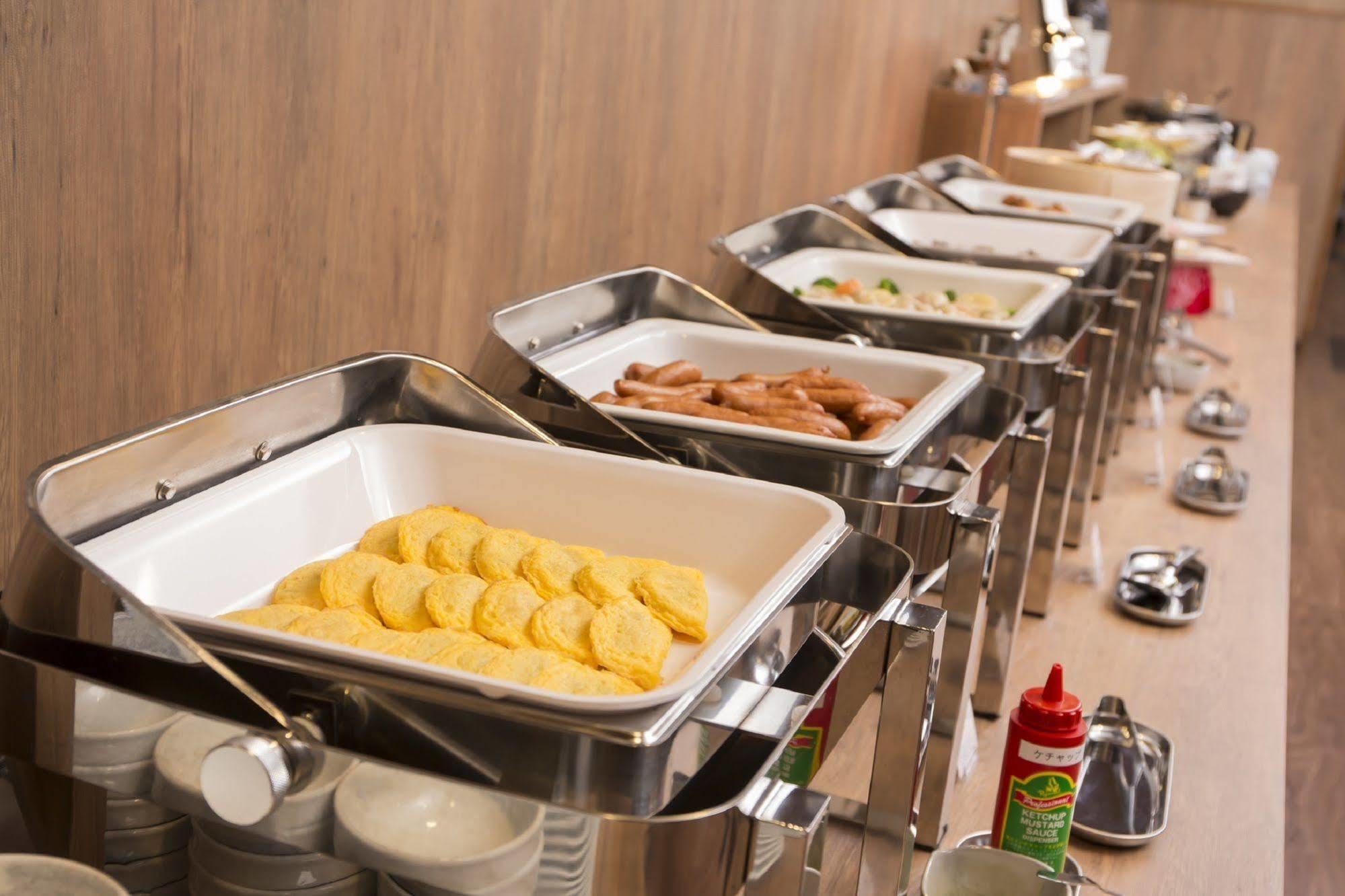 Hotel Route-Inn Nobeoka Ekimae Экстерьер фото